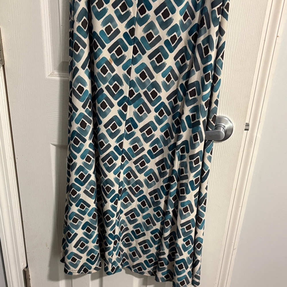 Geometric Patterned Maxi Dress - Picture 5 of 5